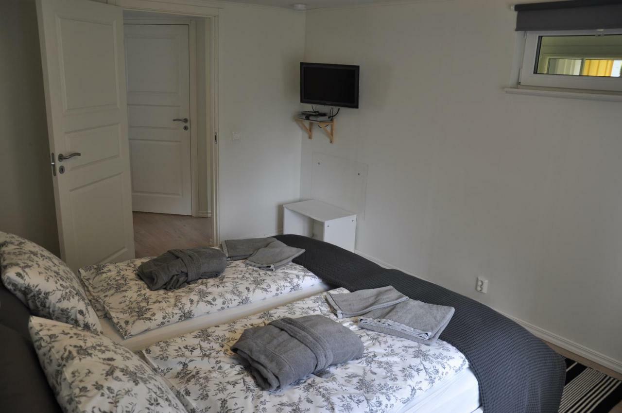 Hotel & Pensionat Bjoerkelund Stenbrohult  Dış mekan fotoğraf